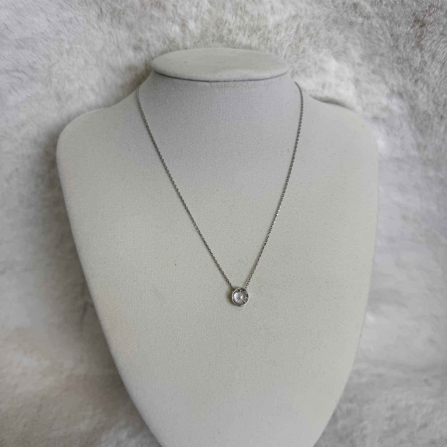 Silver crystal necklace