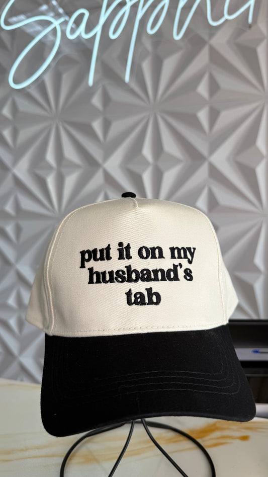 ‘HUSBANDS TAB’ hat in black