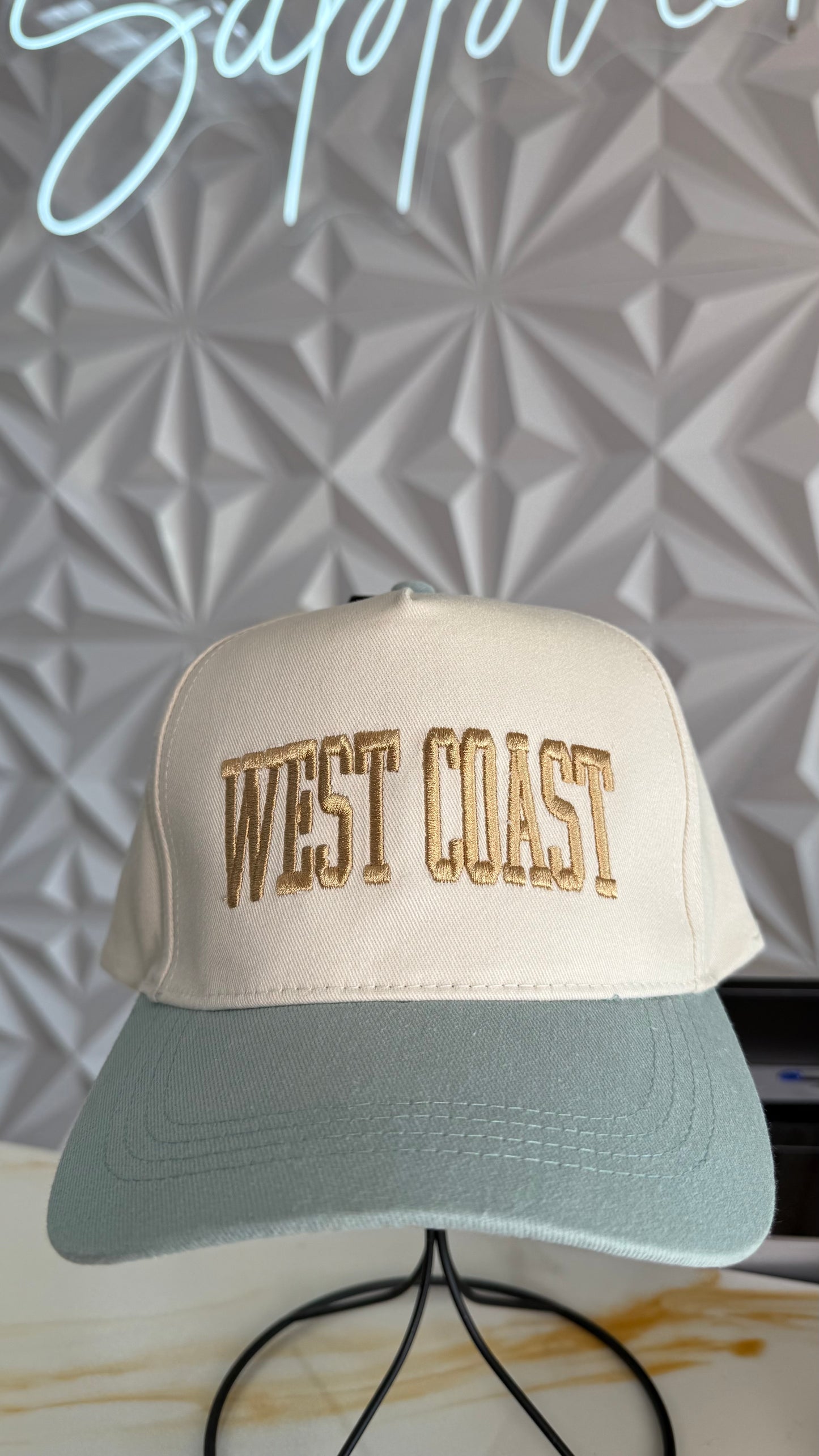 West Coast Hat MINT