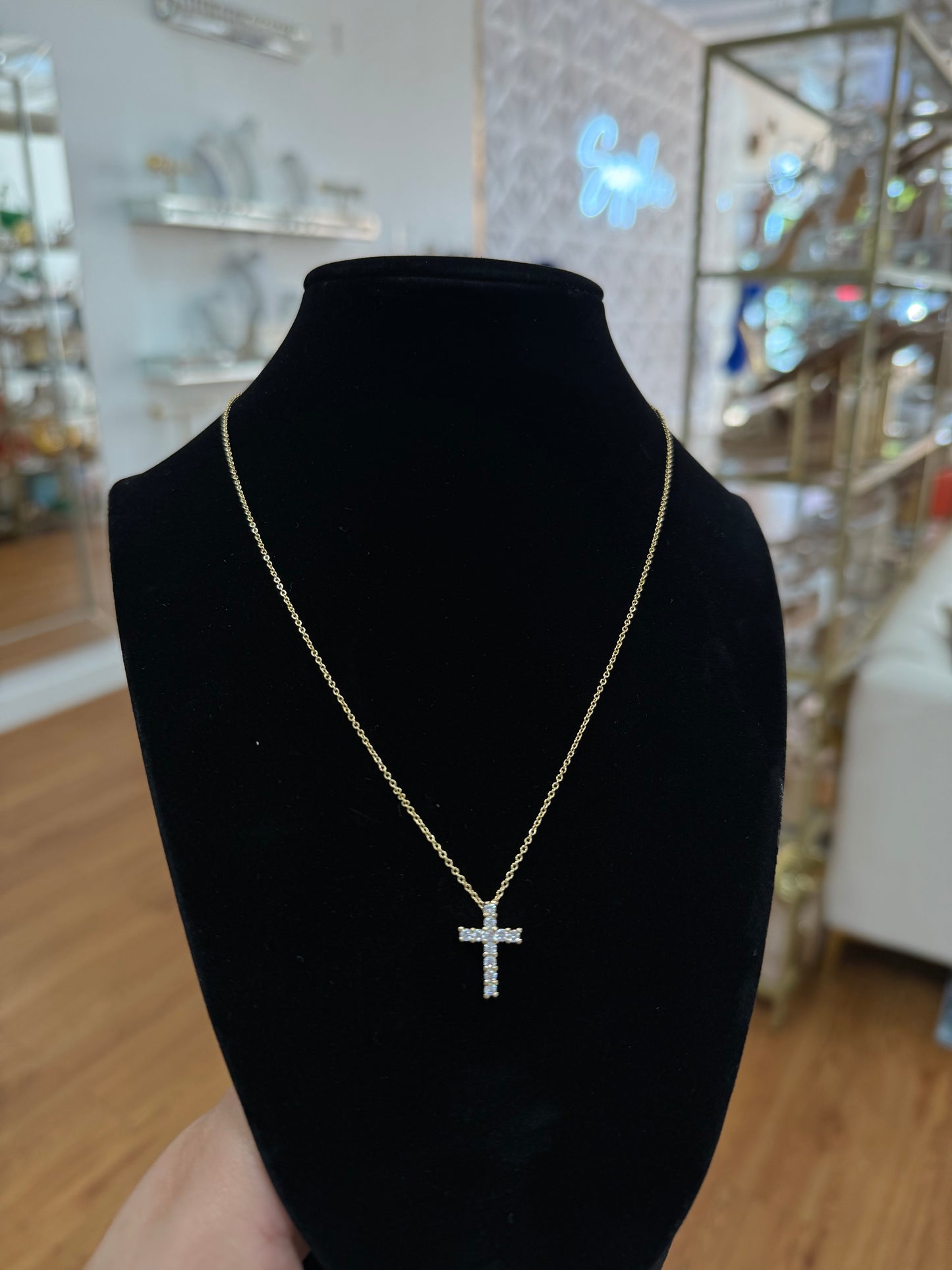 Small Cross gold necklace✨