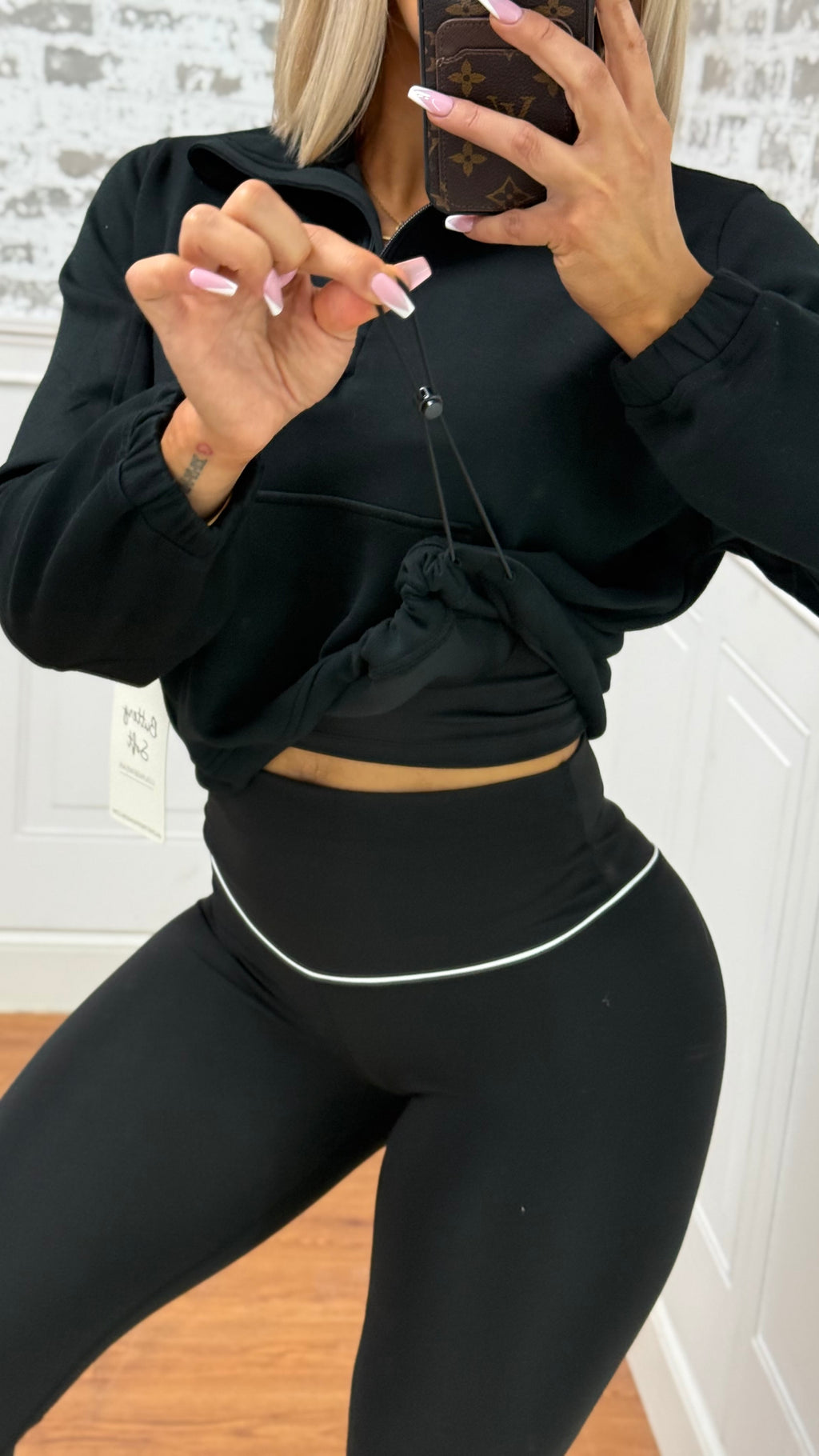 Black Half Zip w/Snatched Waist✨