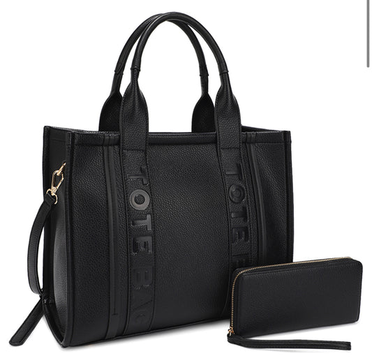 Black TOTE BAG🖤