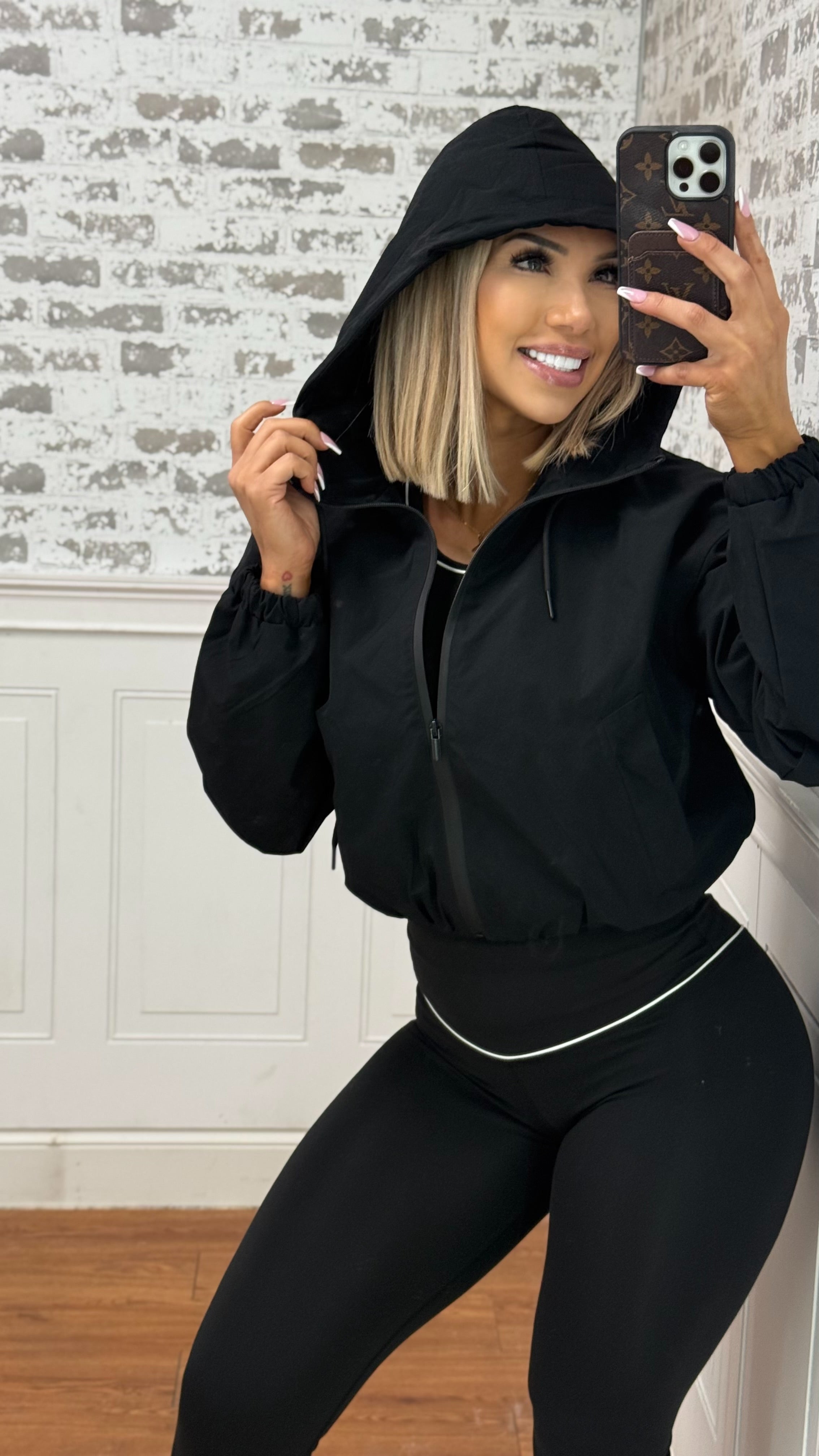 Black Windbreaker Jacket✨