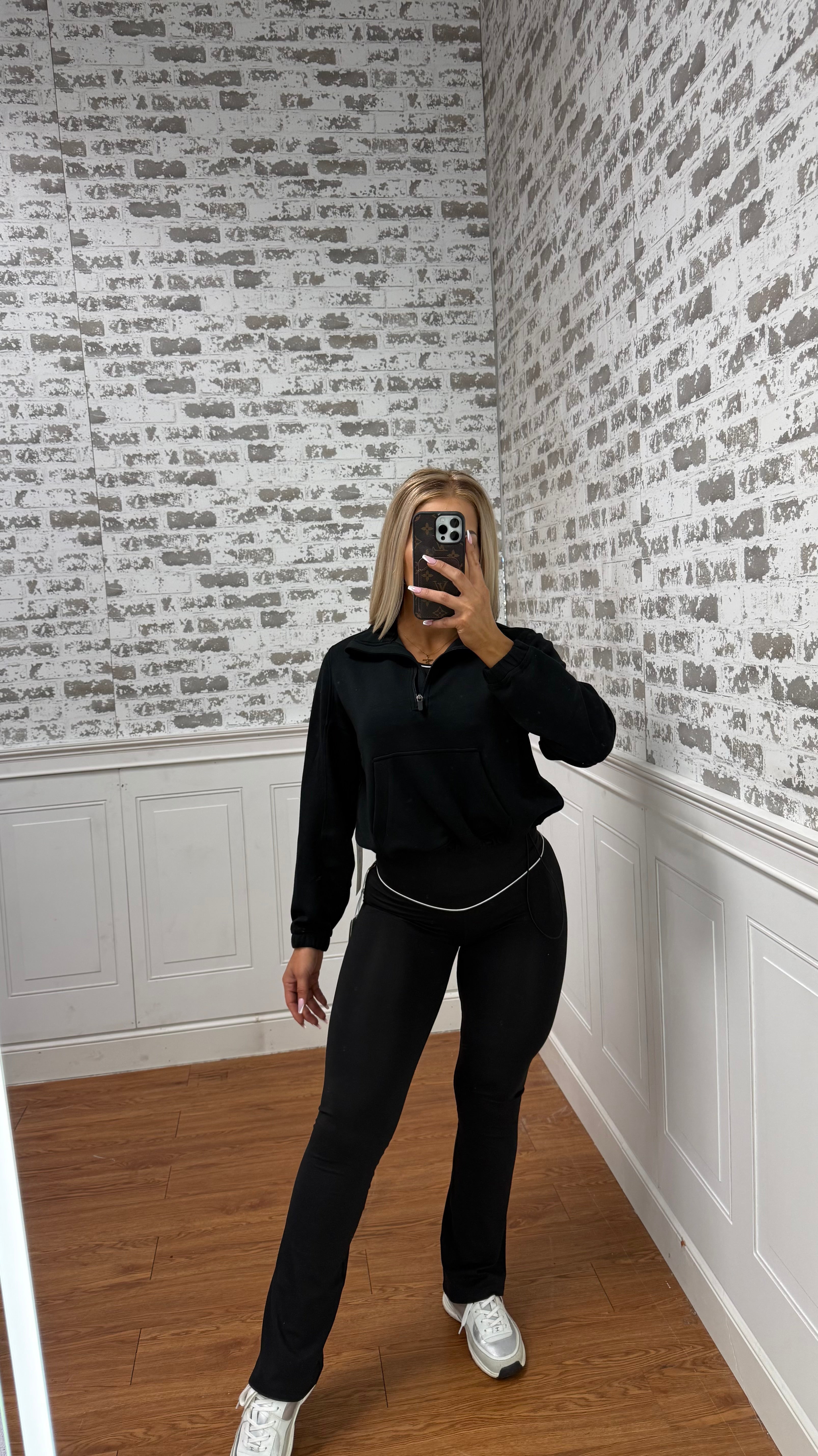 Black Half Zip w/Snatched Waist✨