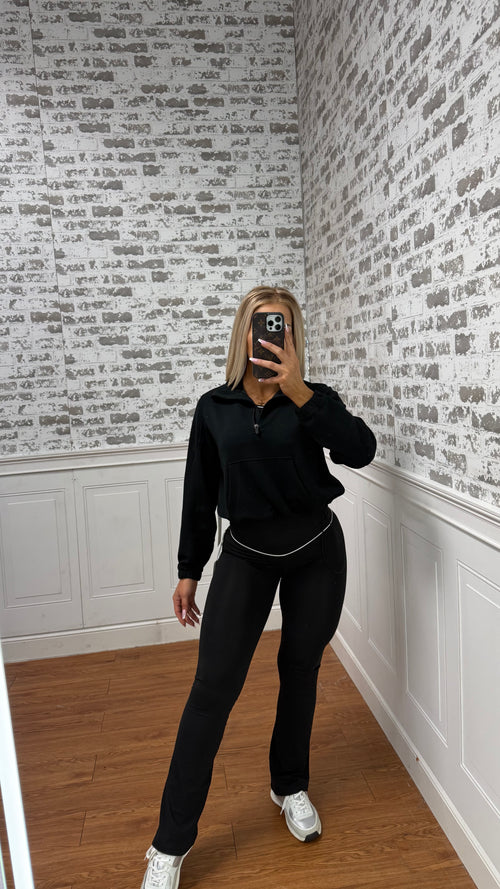 Black Half Zip w/Snatched Waist✨
